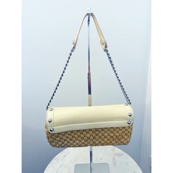 Michael Kors Patent Leather Santorini Shoulder Bag Flap Woven Corn Husk Handbag - Picture 2 of 13